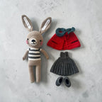 Posidonie's friens Lisa peluche amigurumi faite main au crochet