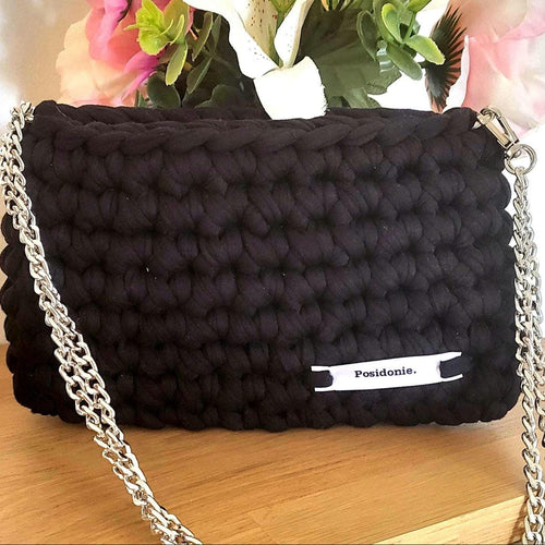 Sac au crochet de soirée clutch pochette noir fait main à Marseille