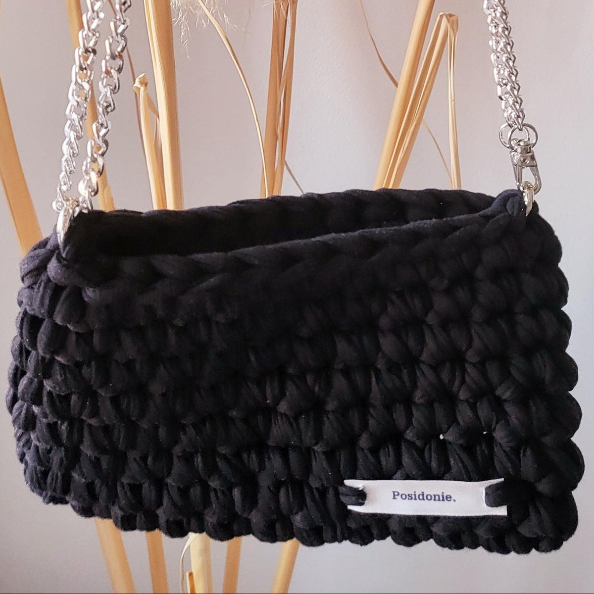 Sac au crochet de soirée clutch noir fait main à Marseille
