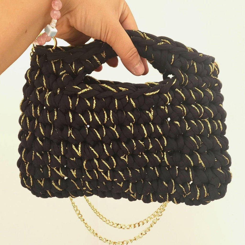 Sac au crochet Eléonore noir et doré ou argenté fait main à Marseille